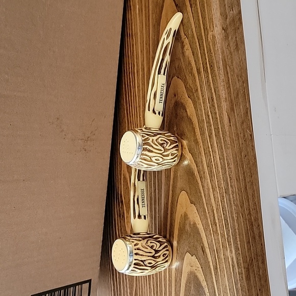 Kitchen Plastic Corn Cob Pipe Salt And Pepper Shakers Tennessee